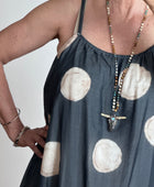 Robe à pois fond marine