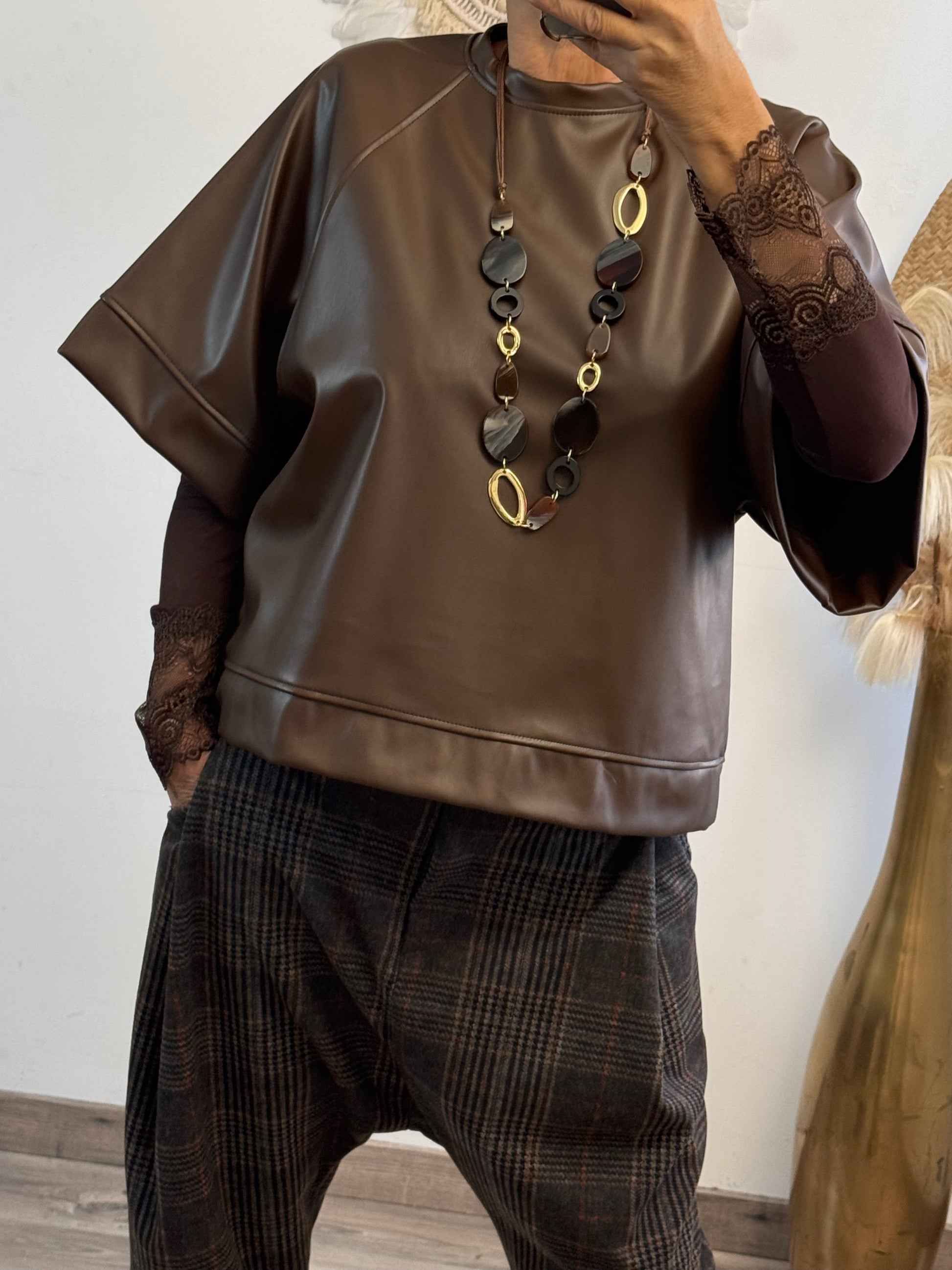 Haut similicuir marron