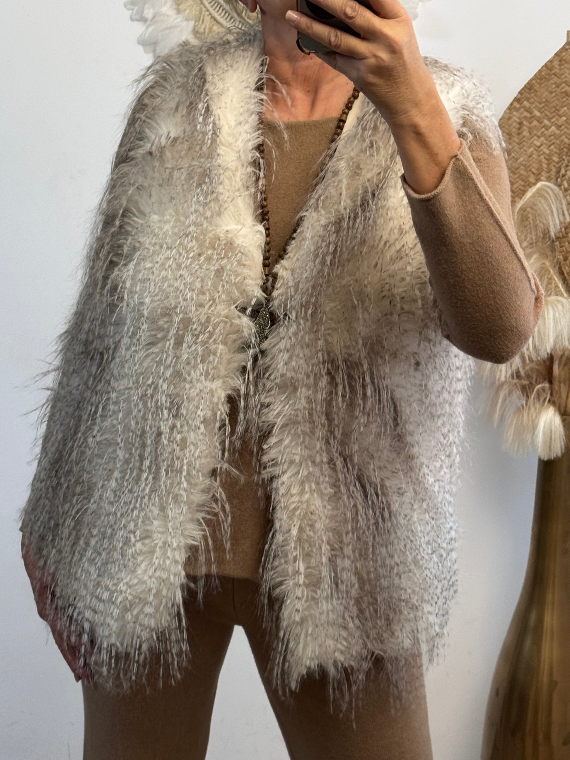 Veste sans manches fausse fourrure