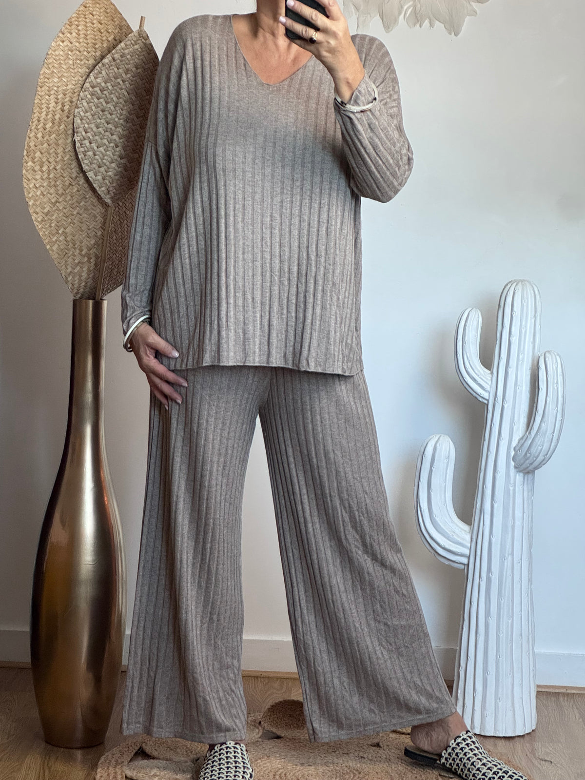 Ensemble cocooning taupe