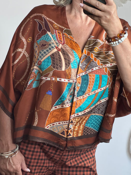 Blouse horse camel