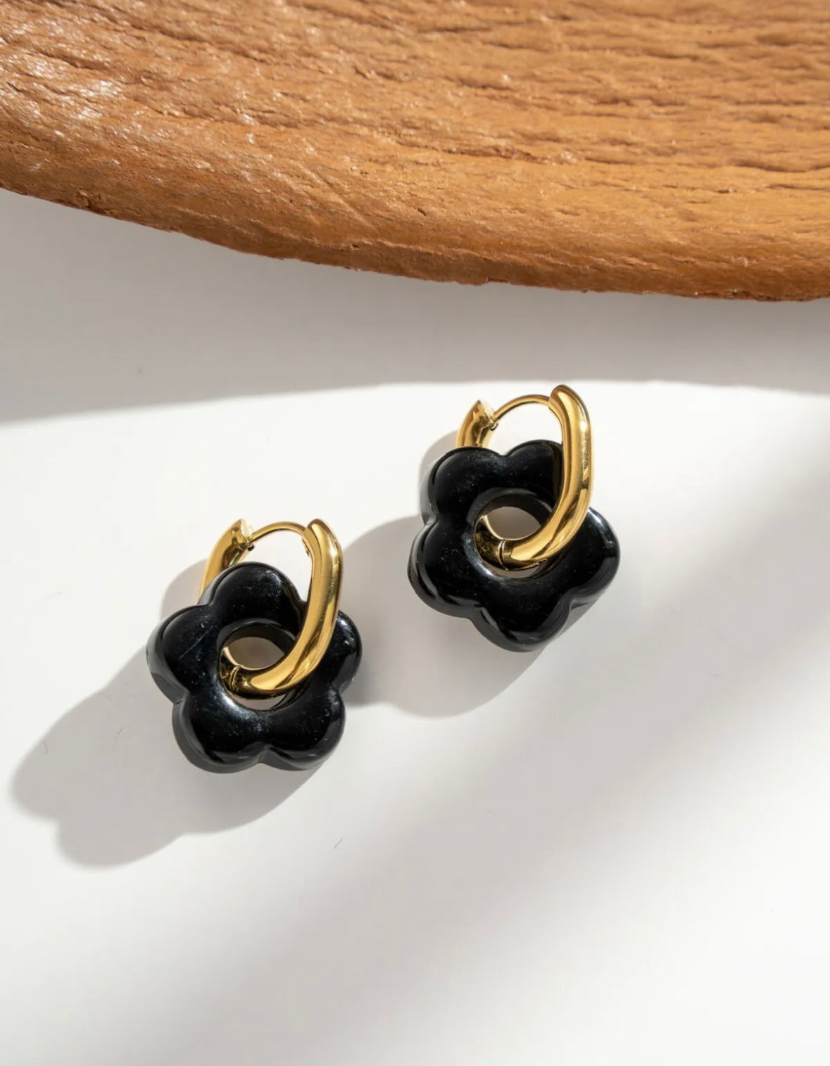 Boucles Acier inoxydable Fleurs Résine Noir