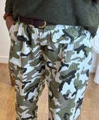 Pantalon camouflage jolie forme 42/50