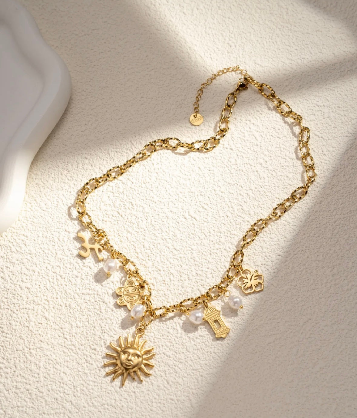 Collier Multi-Breloques Soleil Éclatant Bohème & Lumineux