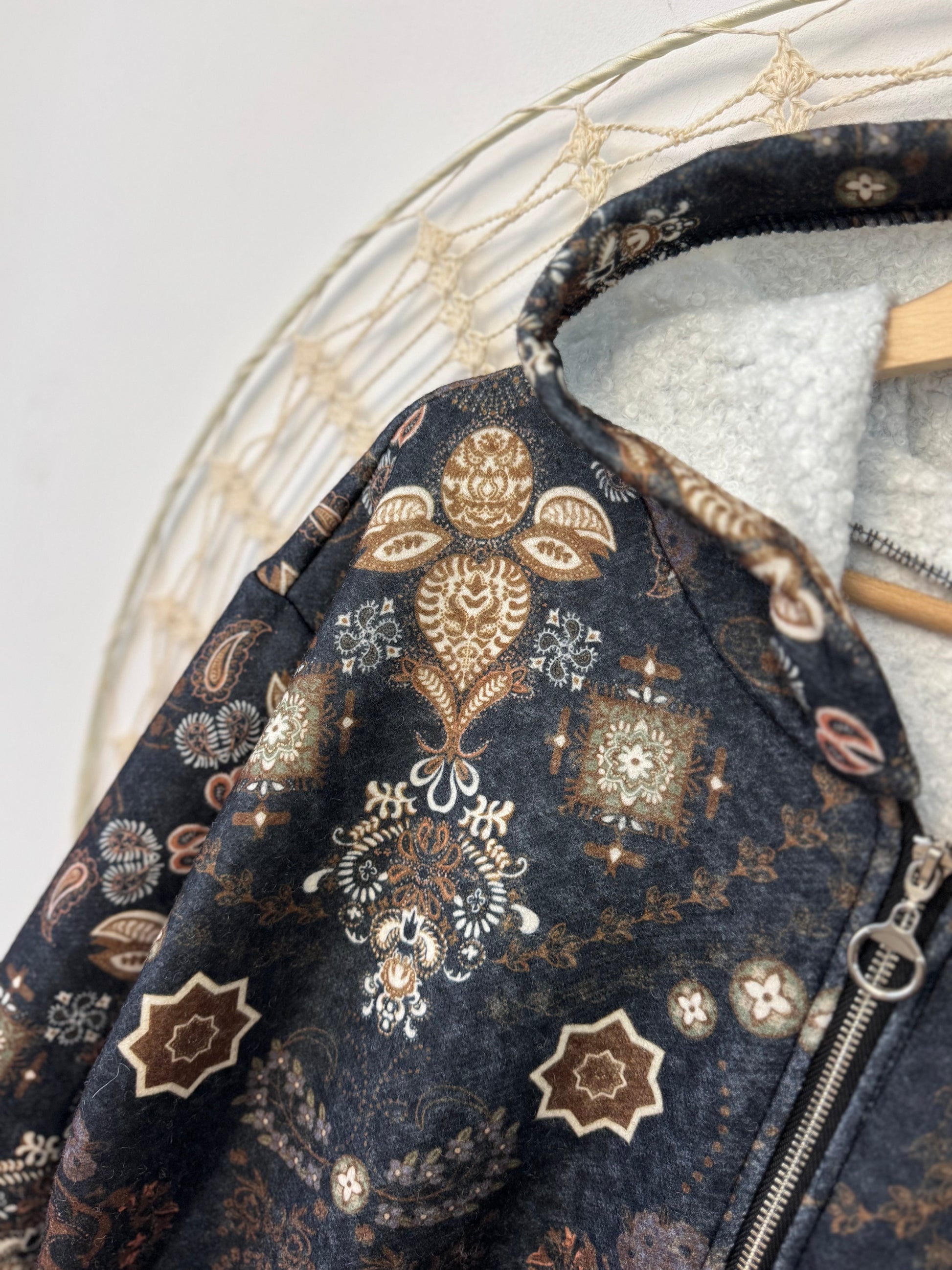 Manteau bi matière noir