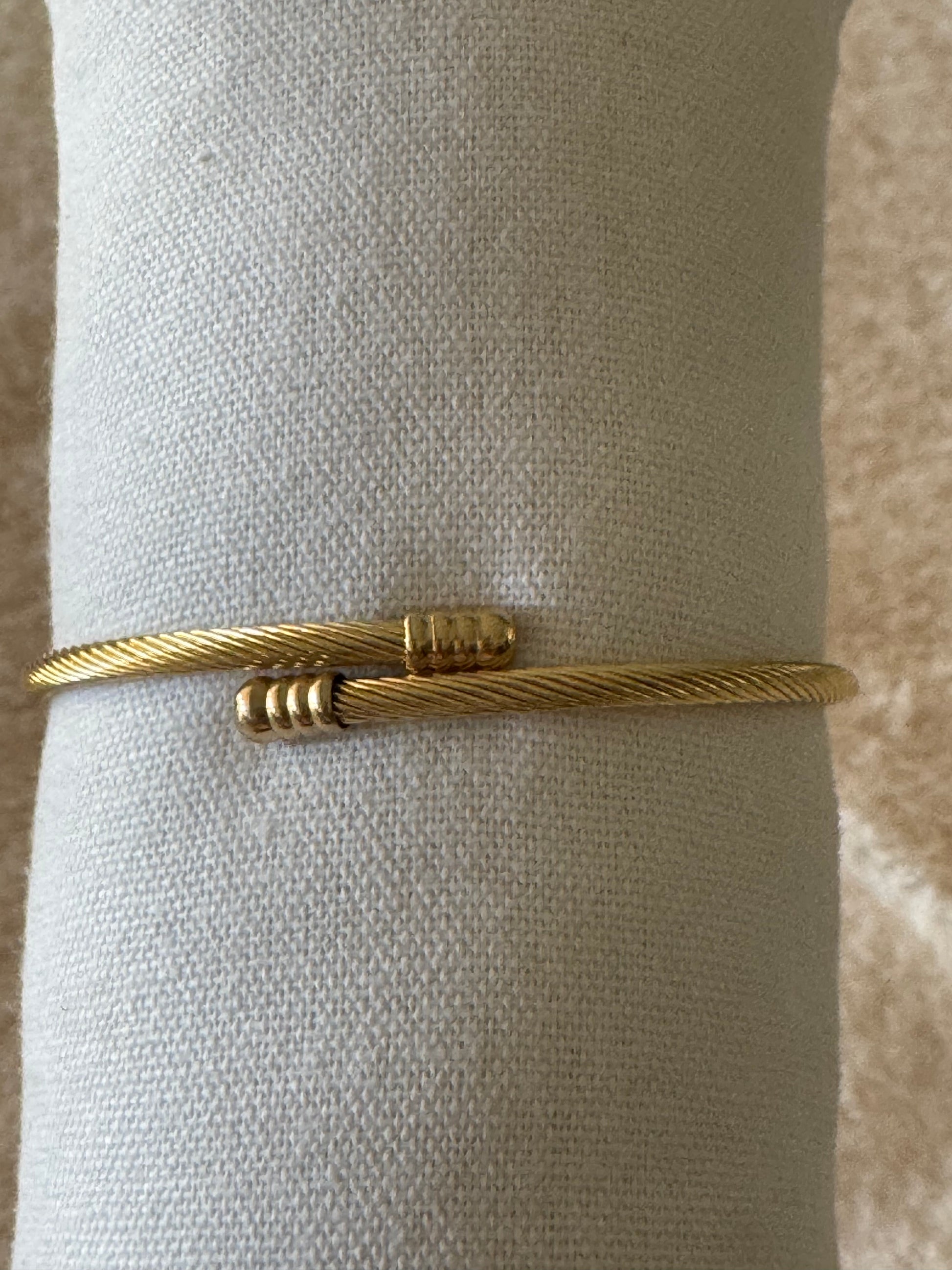 Bracelet ajustable breloques