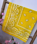 Foulard carré bandana jaune
