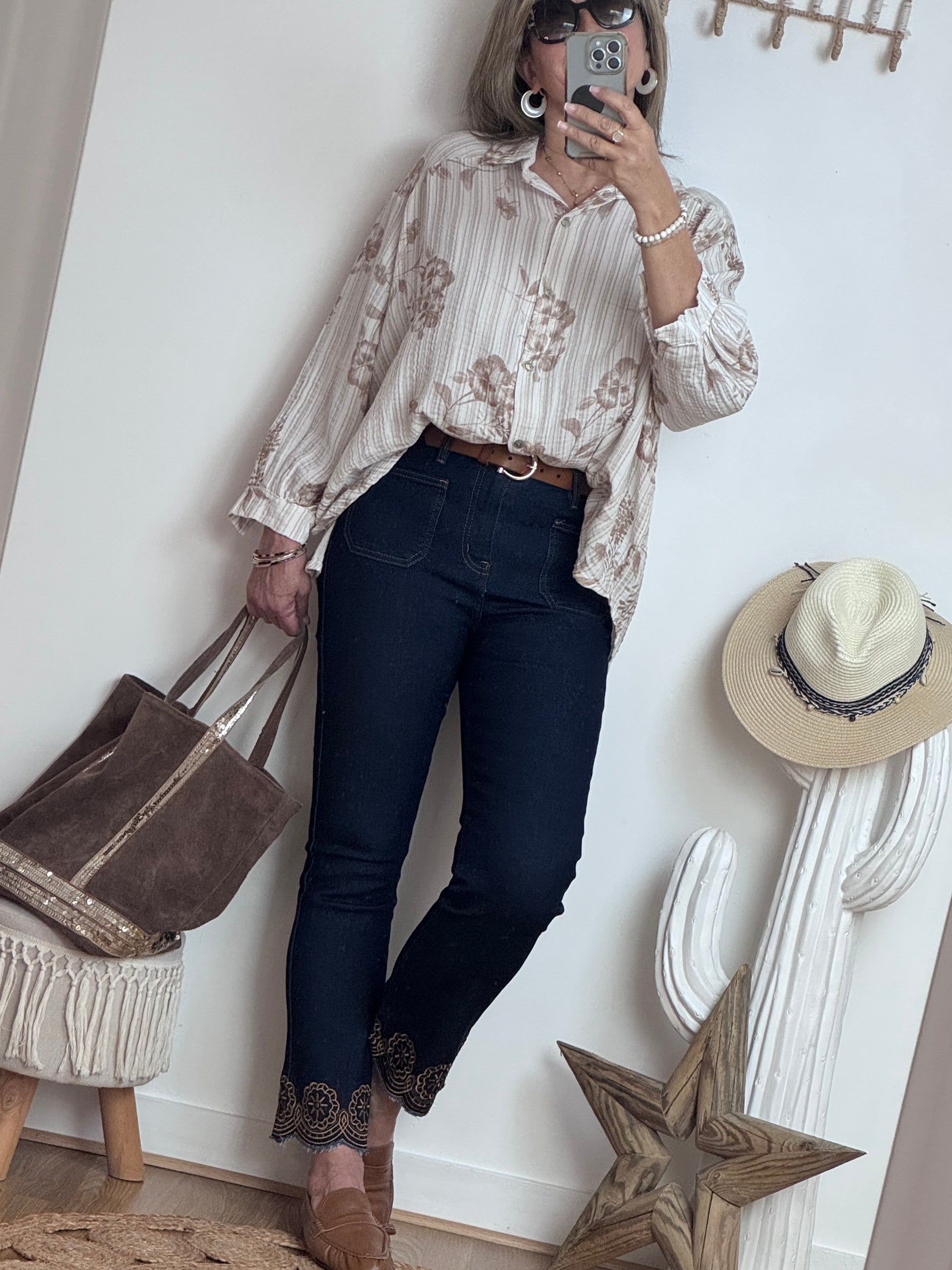Jean flare bleu brute brodé