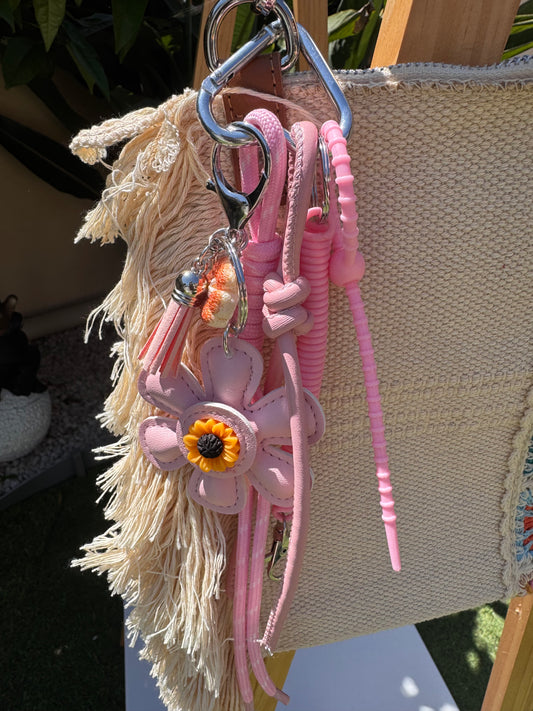 Fantaisie grigri fleur rose