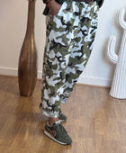 Pantalon camouflage jolie forme 42/50