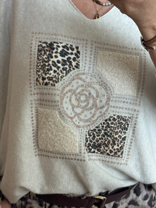 Pull Rosalia beige jolie forme