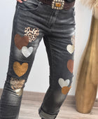Jeans noir délavé multi patchs cœurs