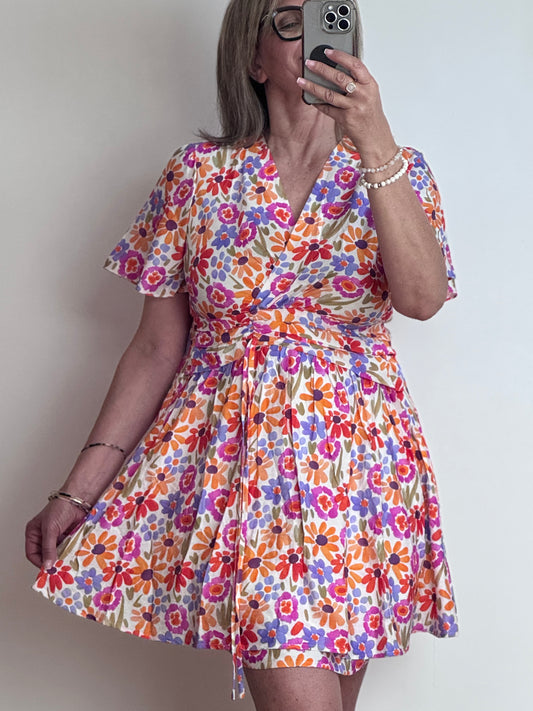 Robe courte fleurs multicolores