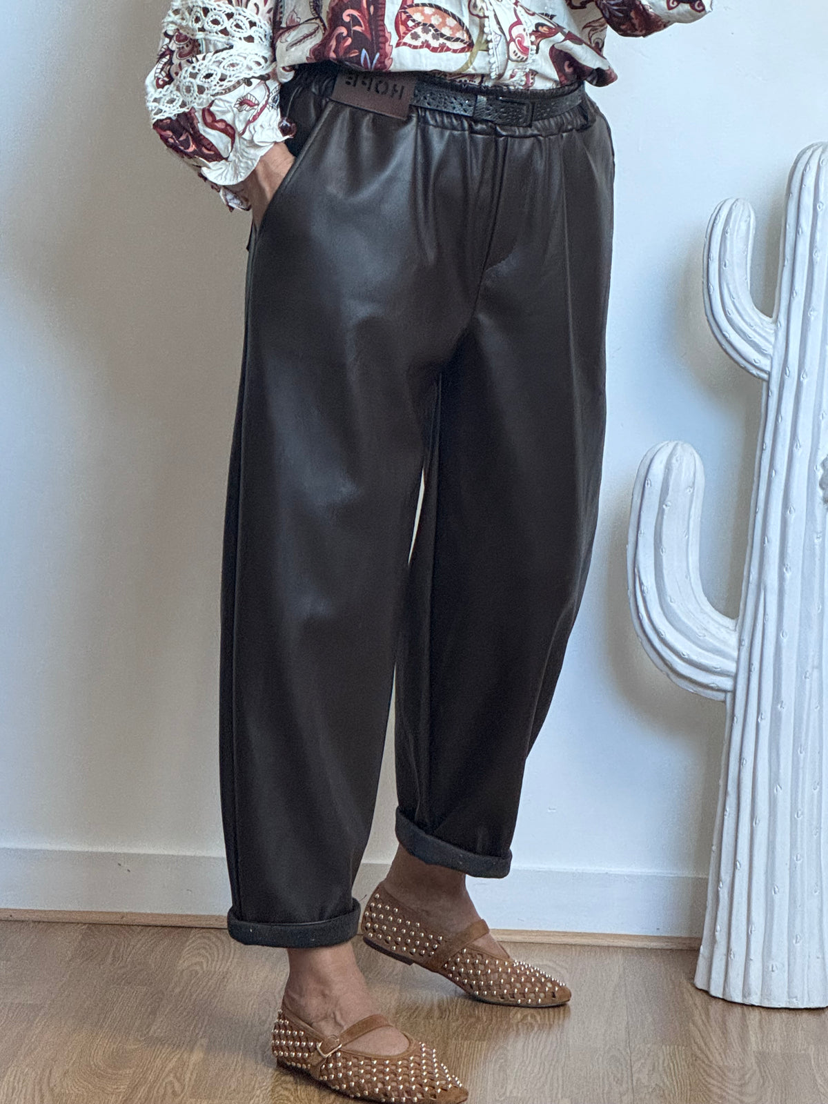 Pantalon SIENNA 🤎 similicuir marron TU 38/46