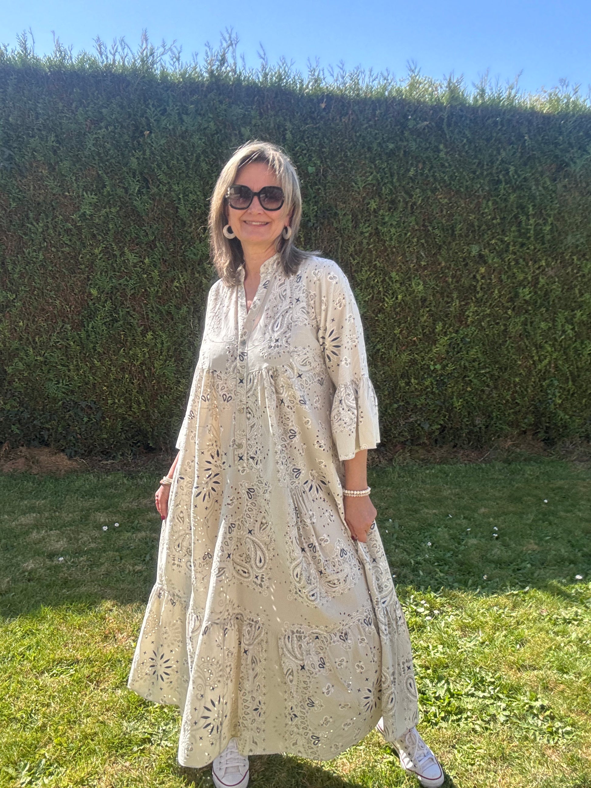 Robe longue bandana et broderie beige