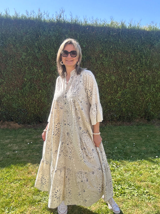 Robe longue bandana et broderie beige