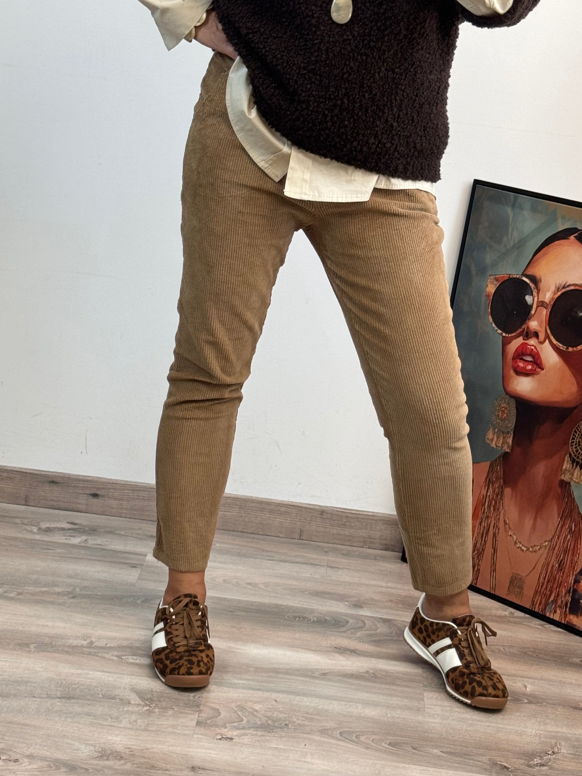 Pantalon velours côtelé camel taille du 38 au 46