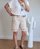 Short confortable beige