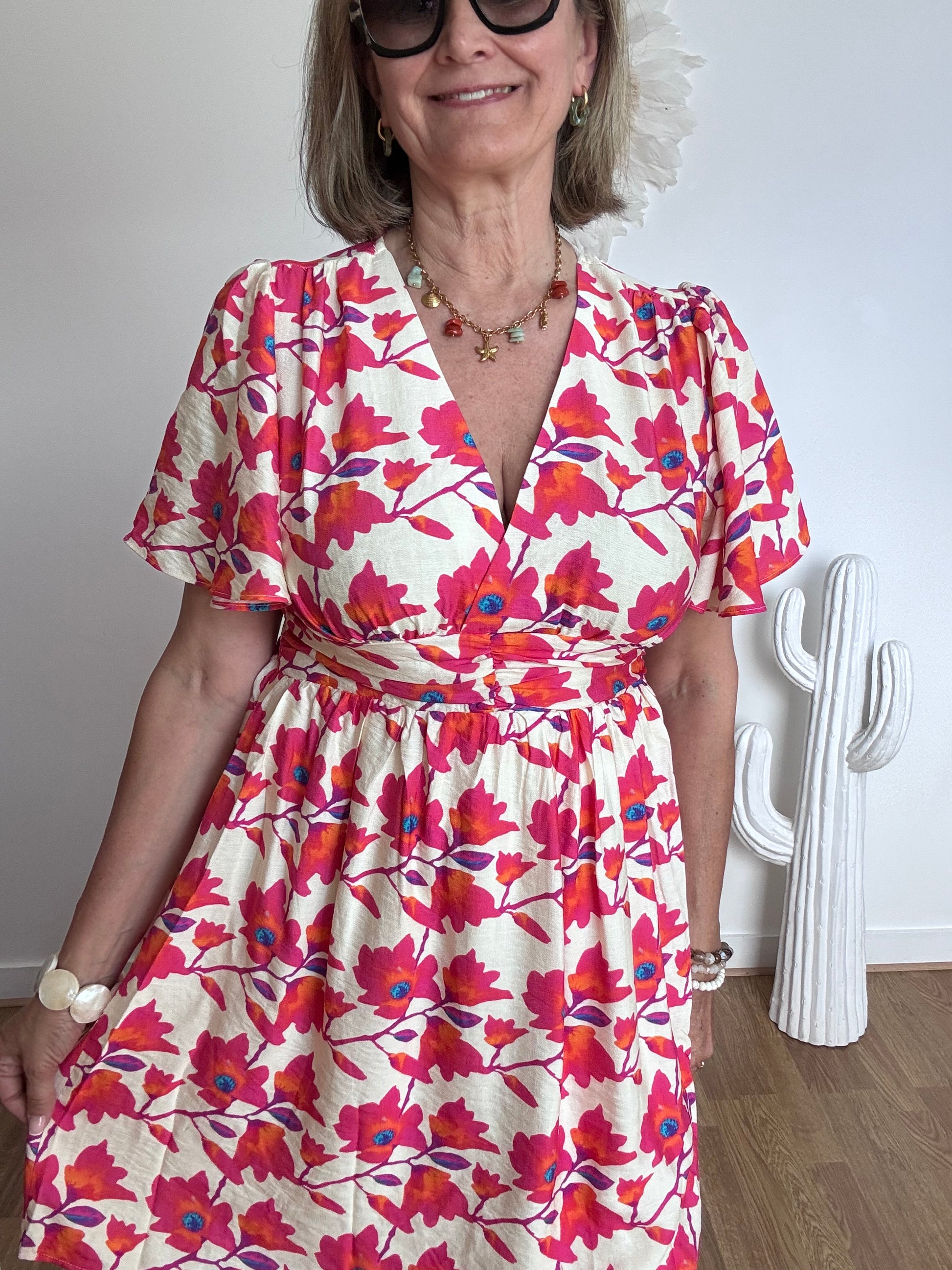 Robe iris dos cœur dentelle