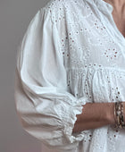 Blouse broderie blanche TU 38/48
