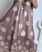 Robe à bois sur fond beige
