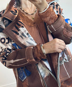 Top dentelle camel