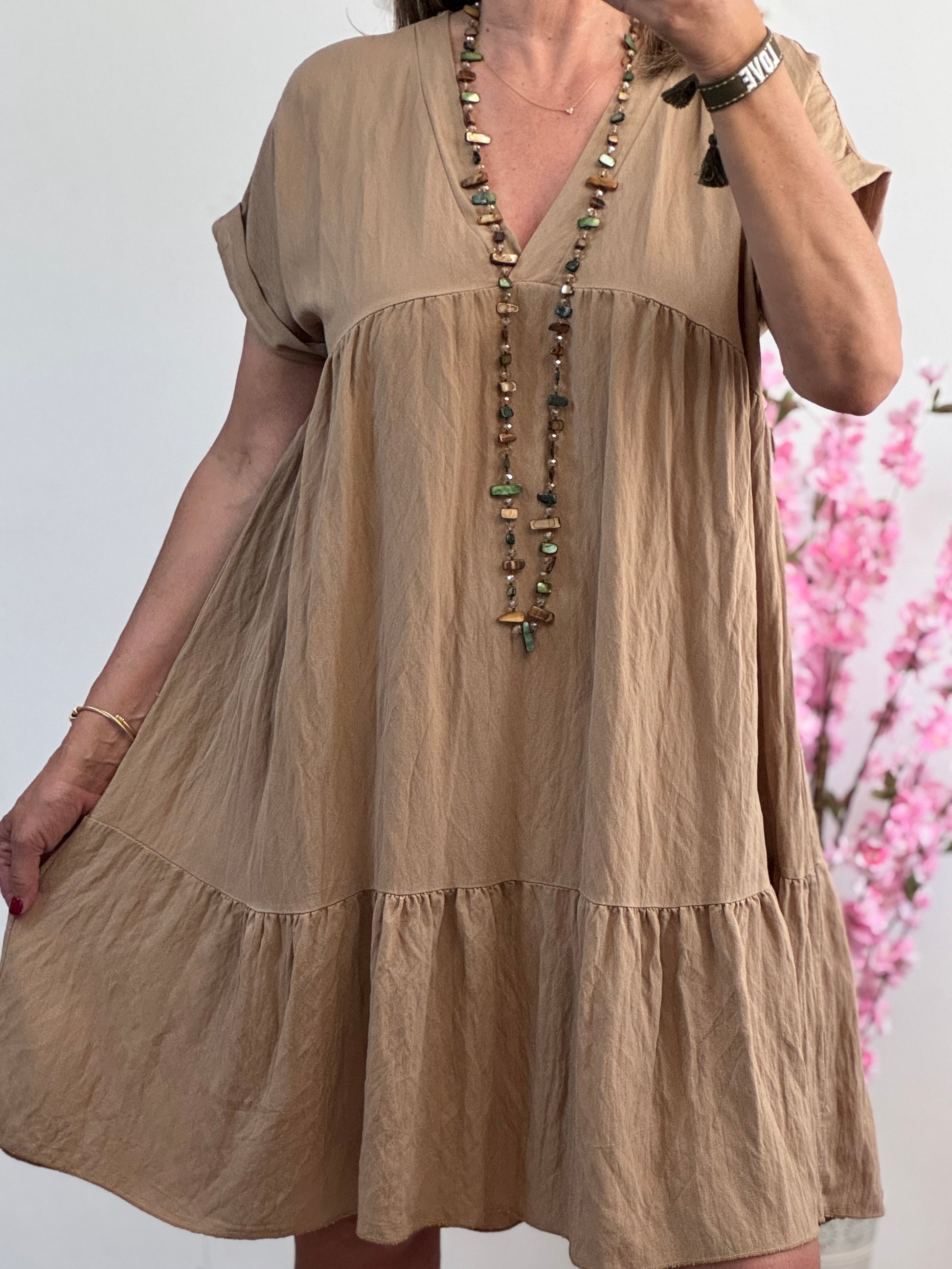 Robe Lison beige camel