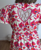 Robe iris dos cœur dentelle