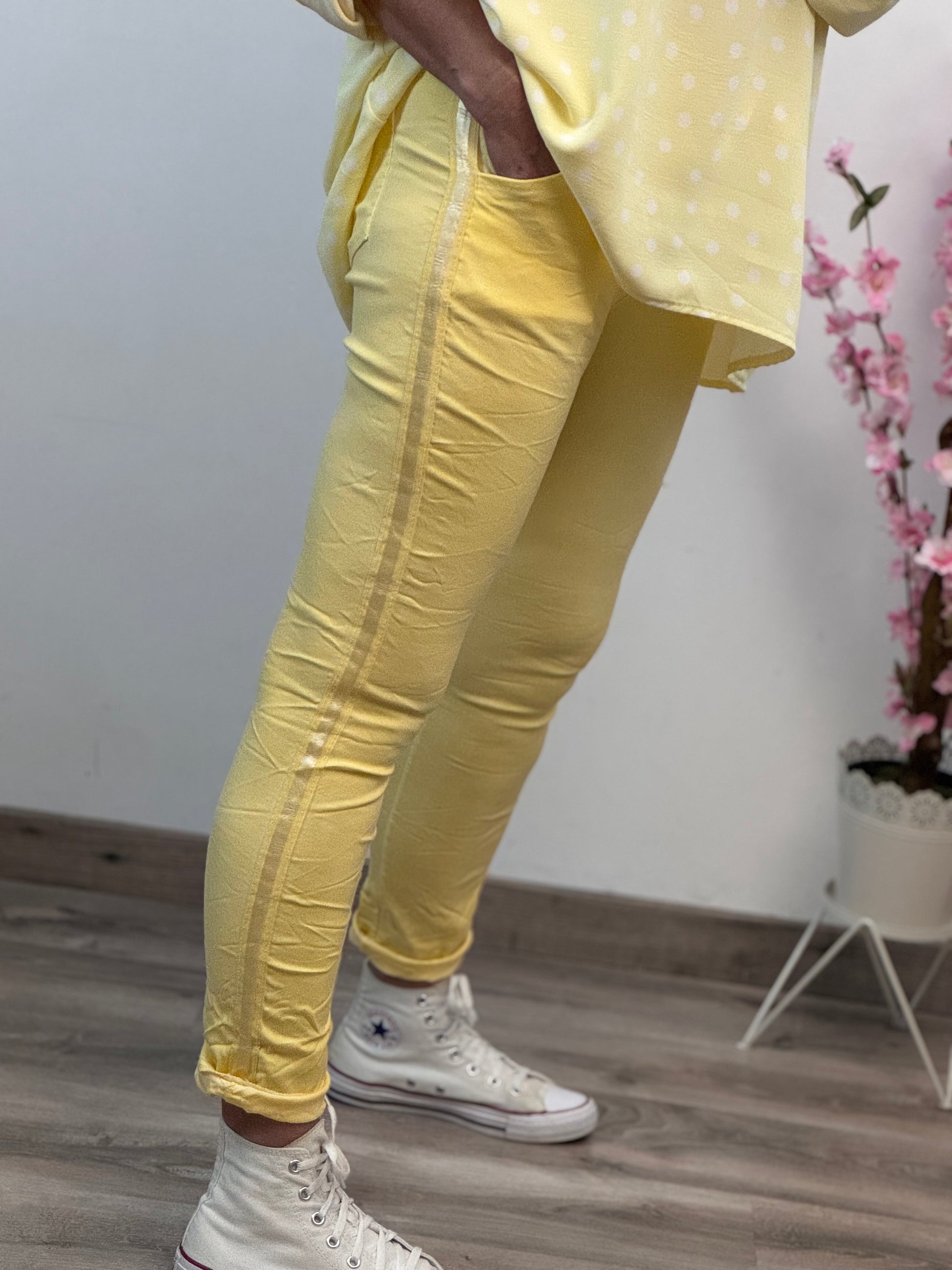 Pantalon magique jaune TU 36/44