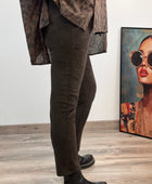 Pantalon velours côtelé marron taille du 38 au 46