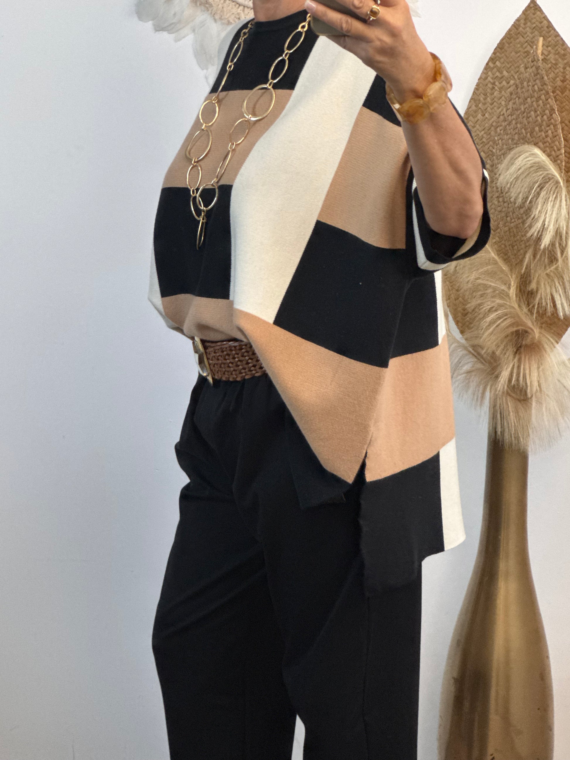 Ceinture bohème noire  boucle argentée