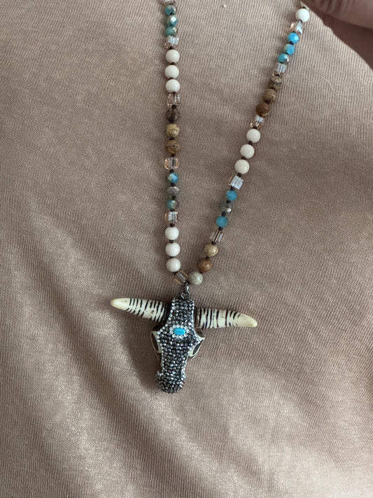Pendentif tête de buffle