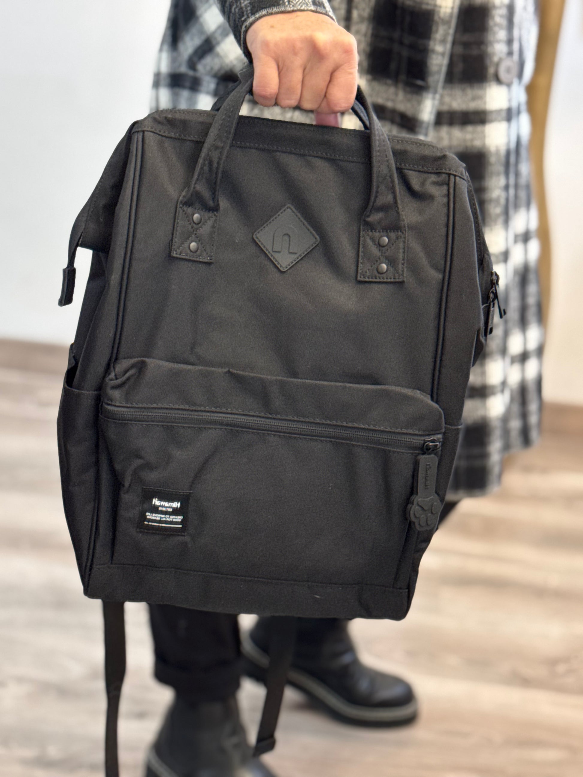 Sac à dos noir multifonctions