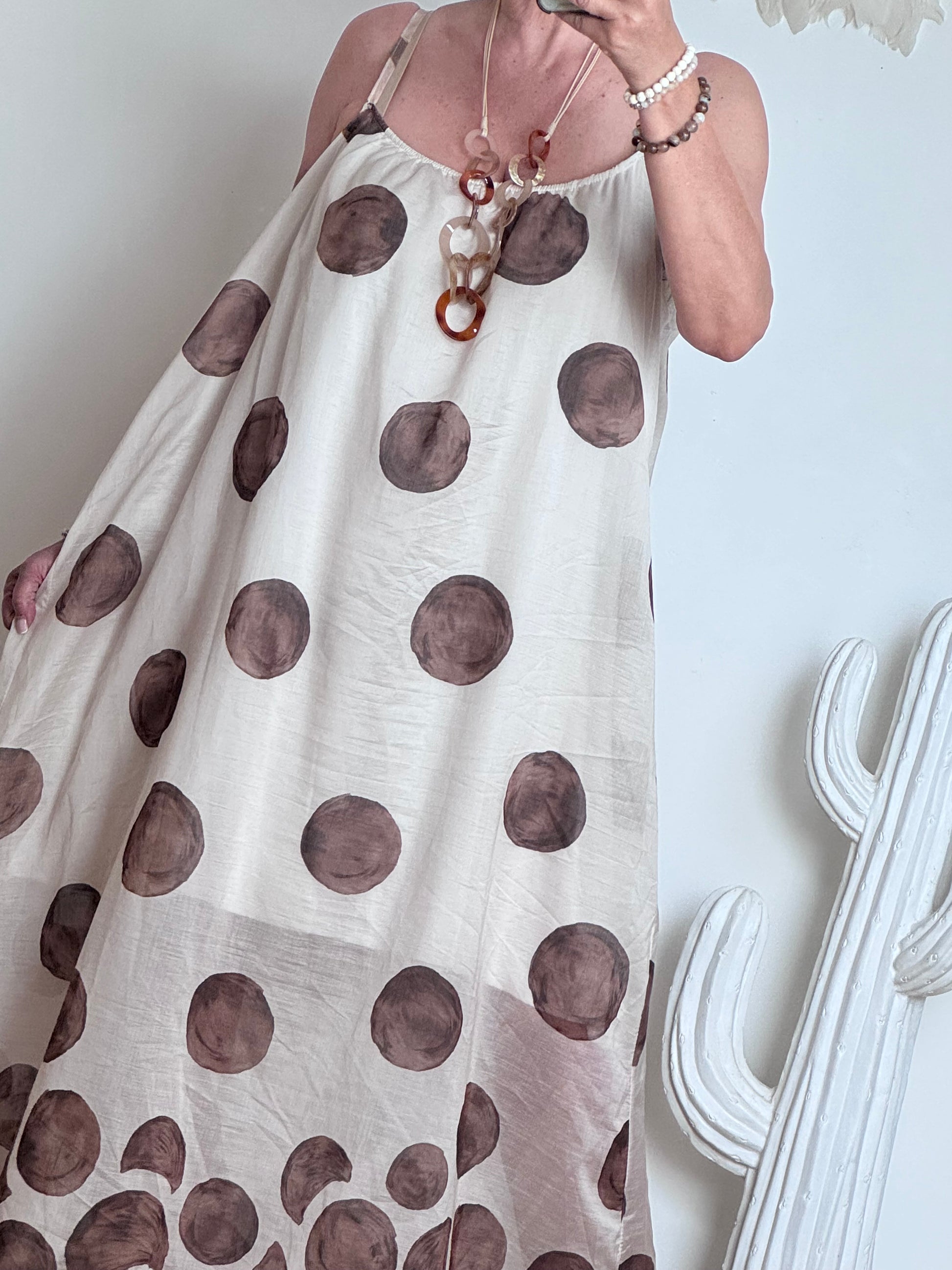 Robe à pois fond crème