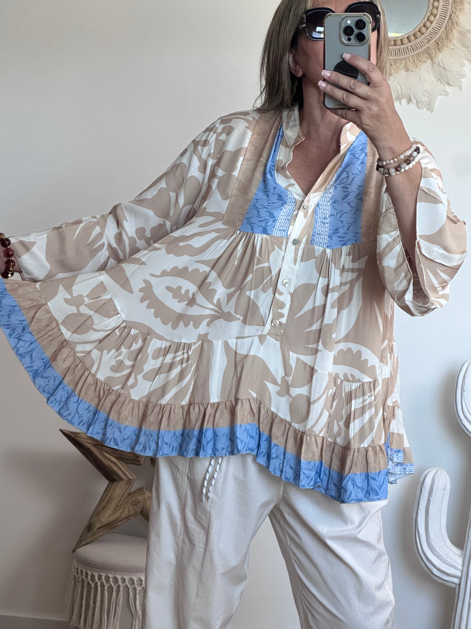 Blouse camélia beige