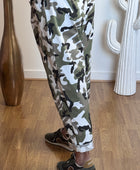 Pantalon camouflage jolie forme 42/50