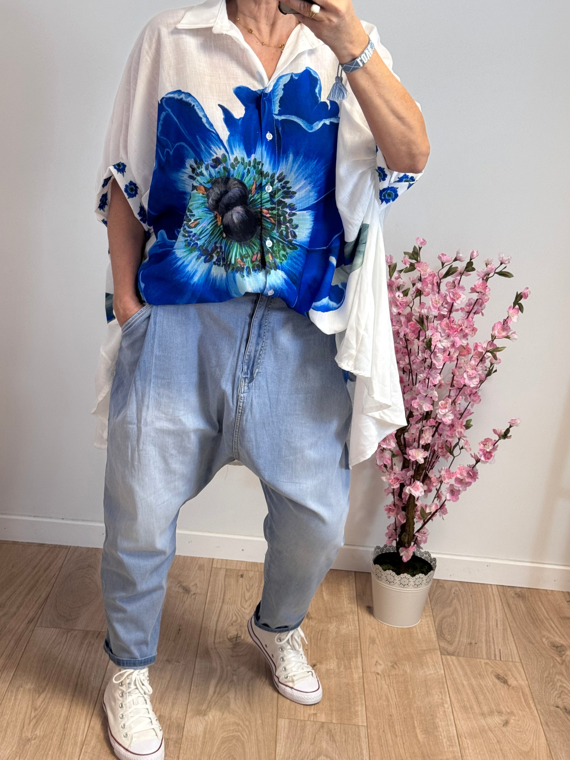 Chemise évasée fleurs bleues TU 38/46