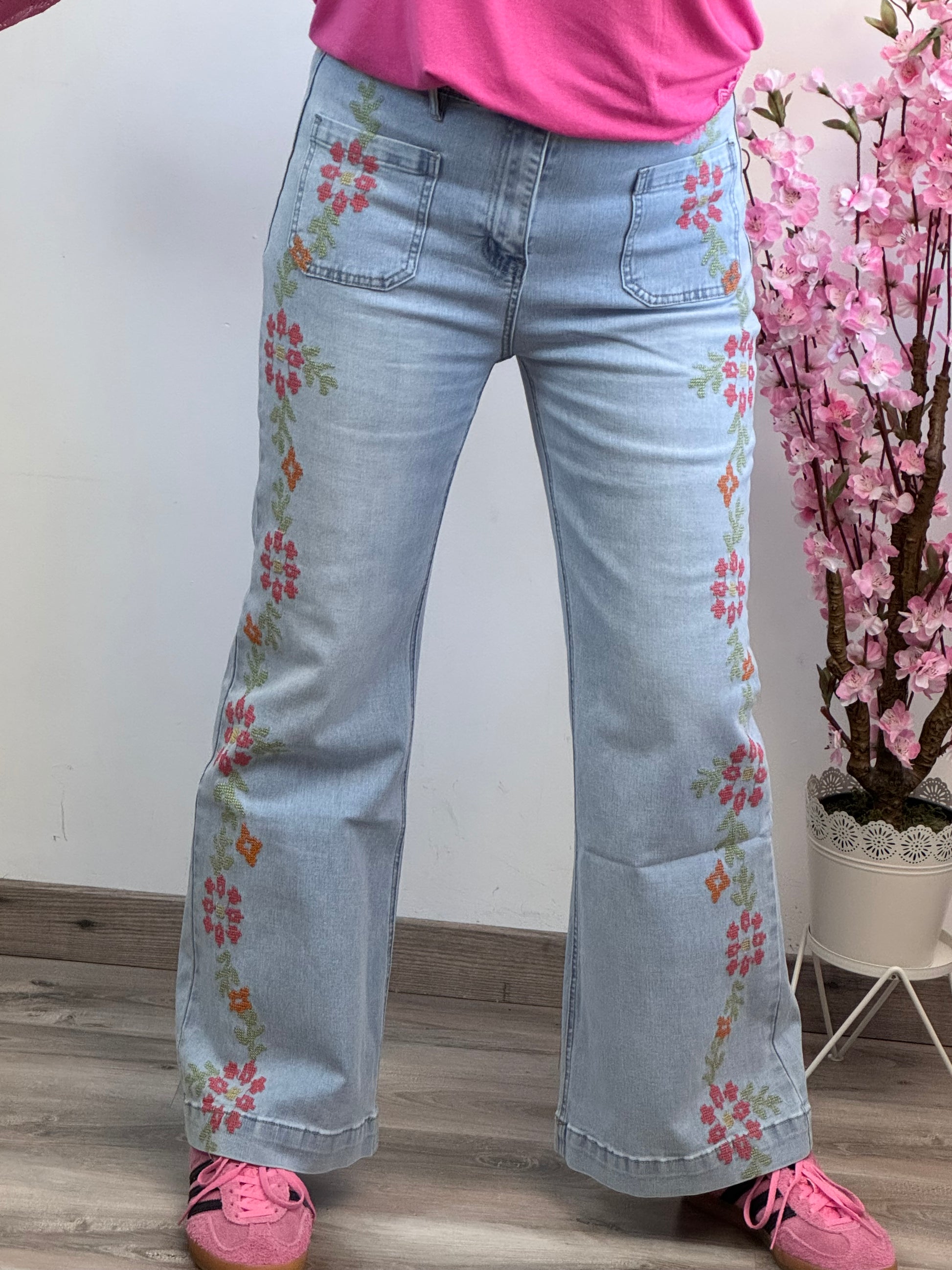 Jean Wide Leg brodé fleurs