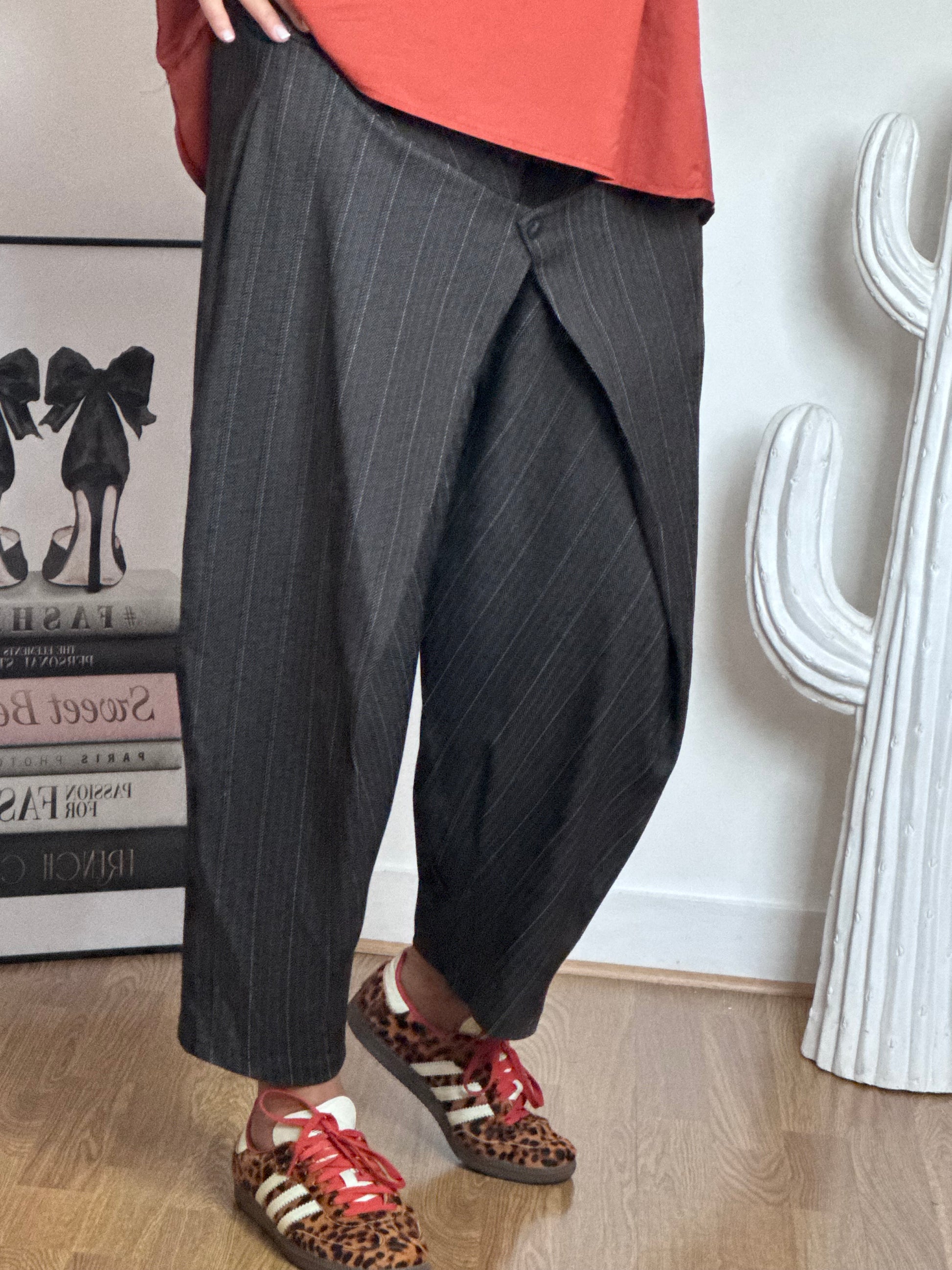 Pantalon Alan marron fines rayures TU 38/48
