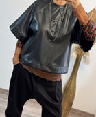 Haut similicuir noir