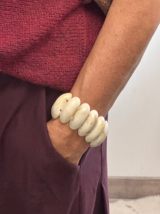Bracelet élastiqué beige marbré