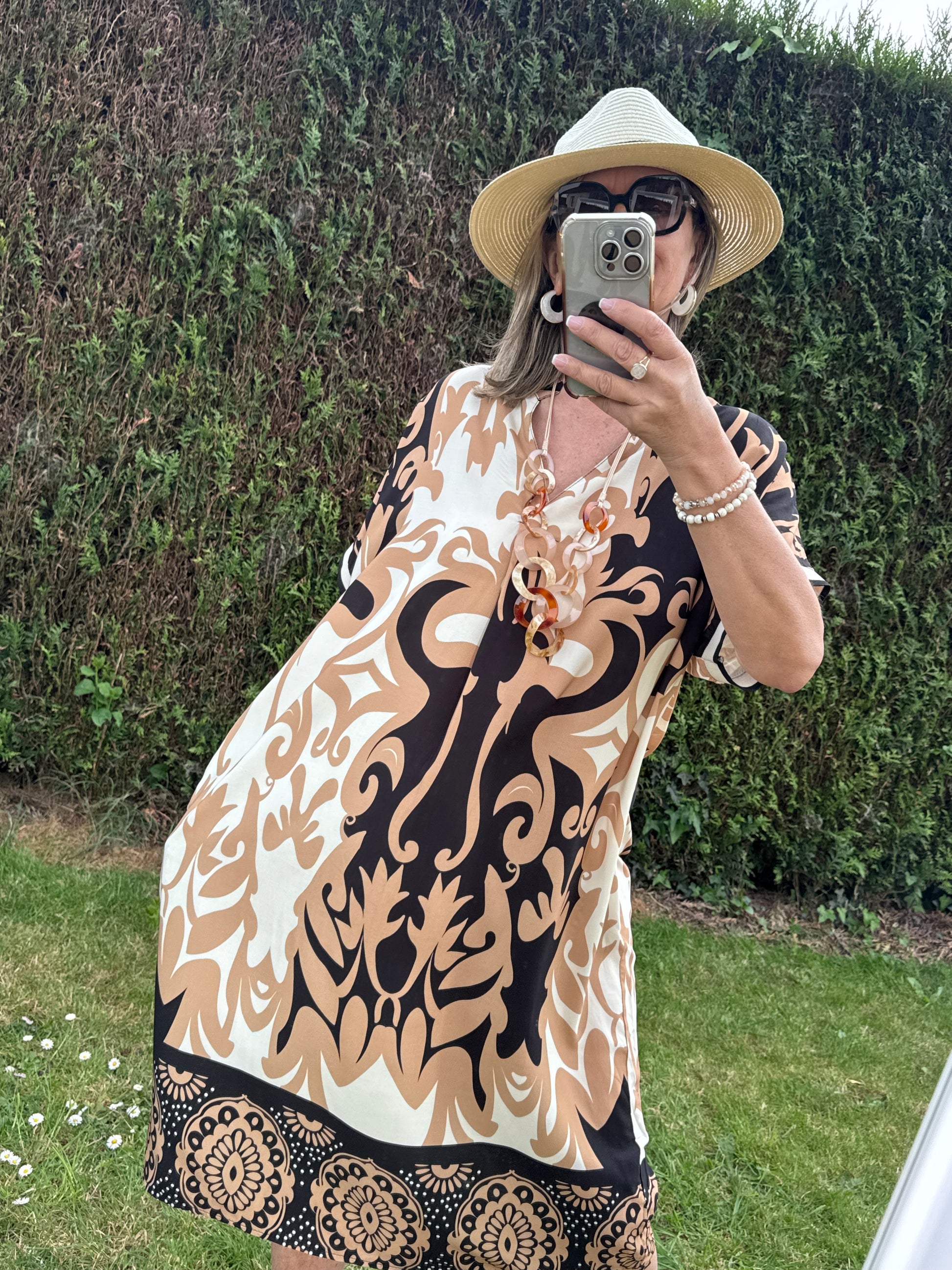 Robe fluide arabesque beige TU 40/48