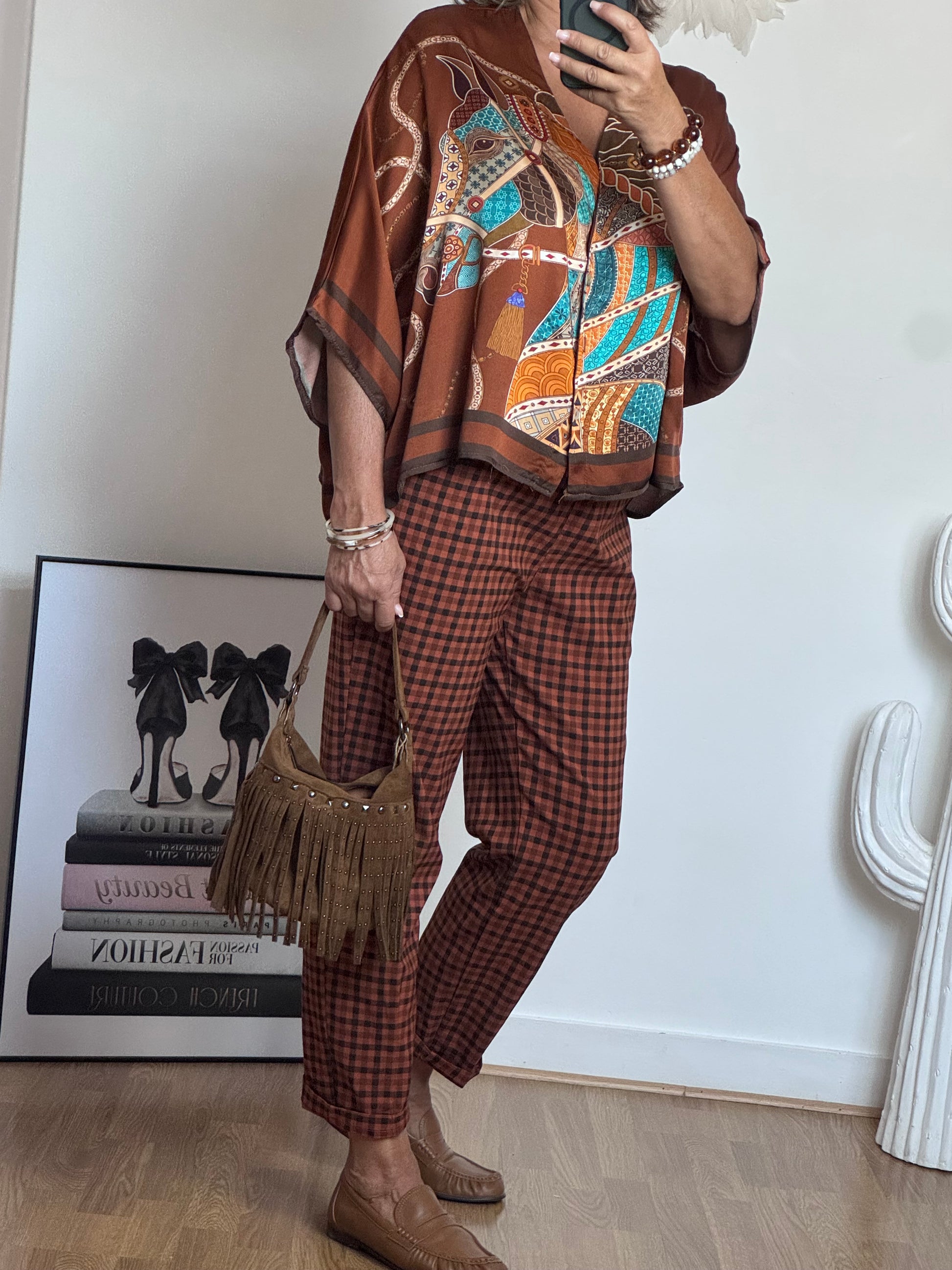 Blouse horse camel