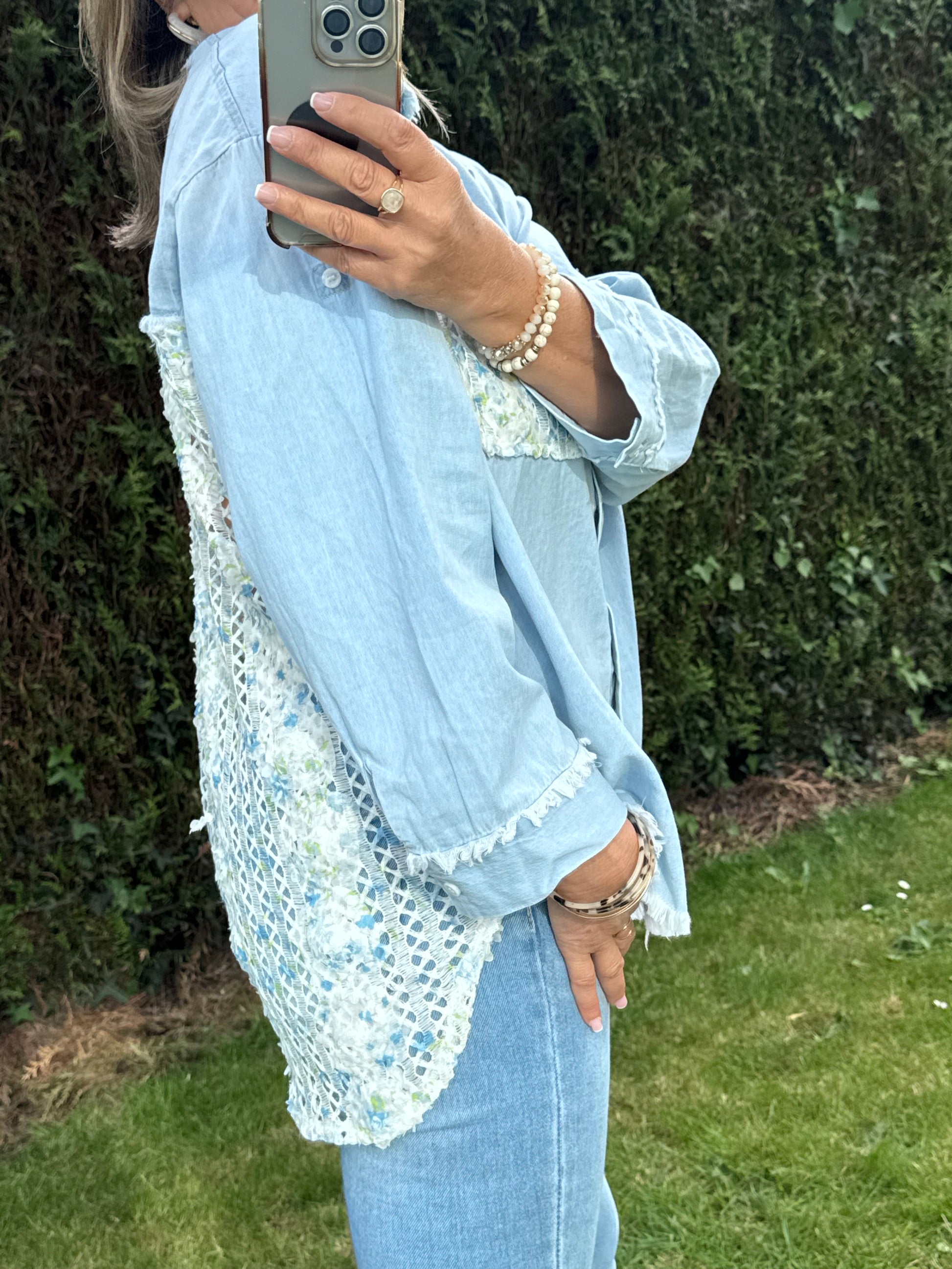 Chemise jeans brodée