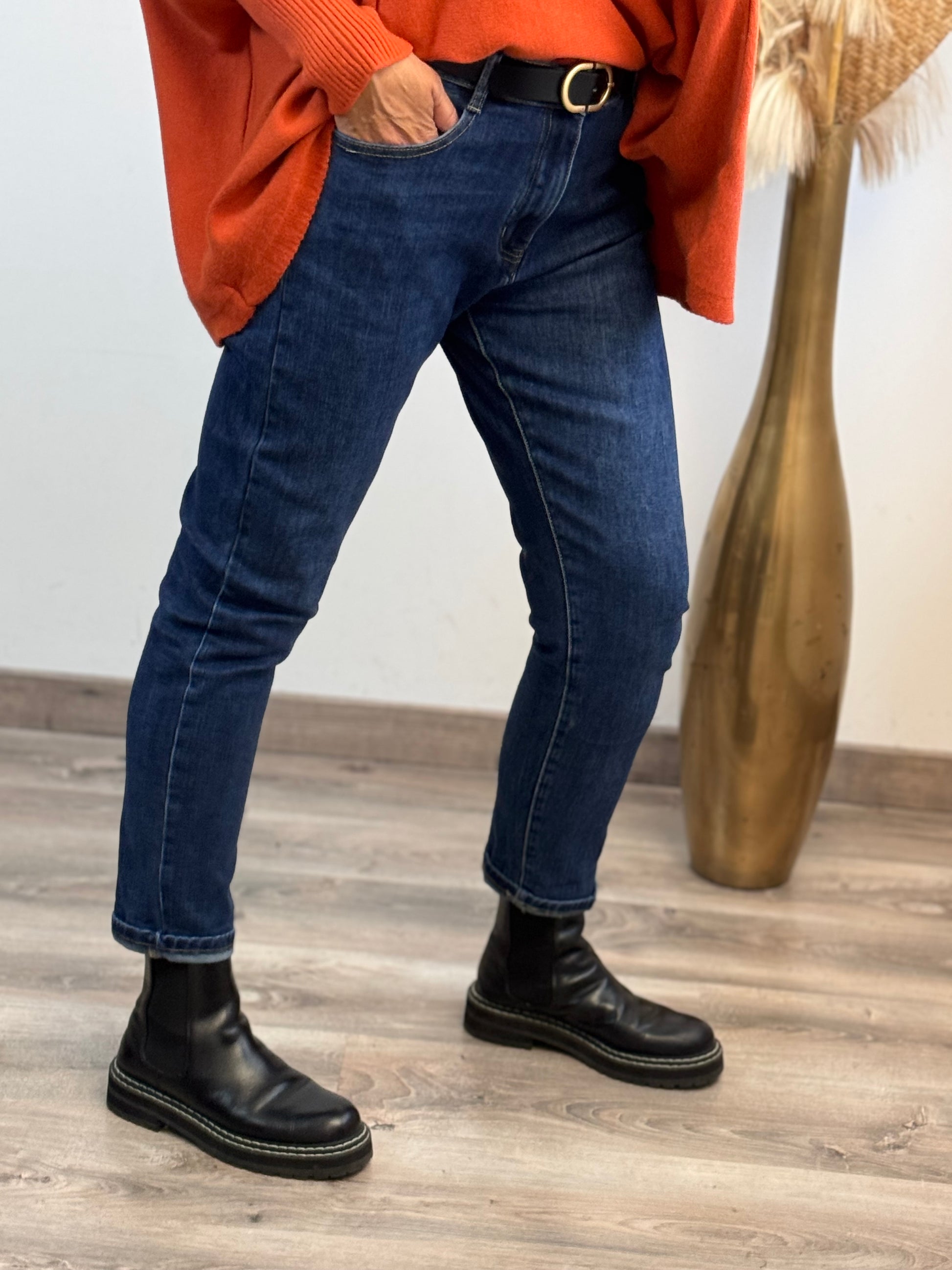 Jean mom fit bleu taille disponible du 44 au 52