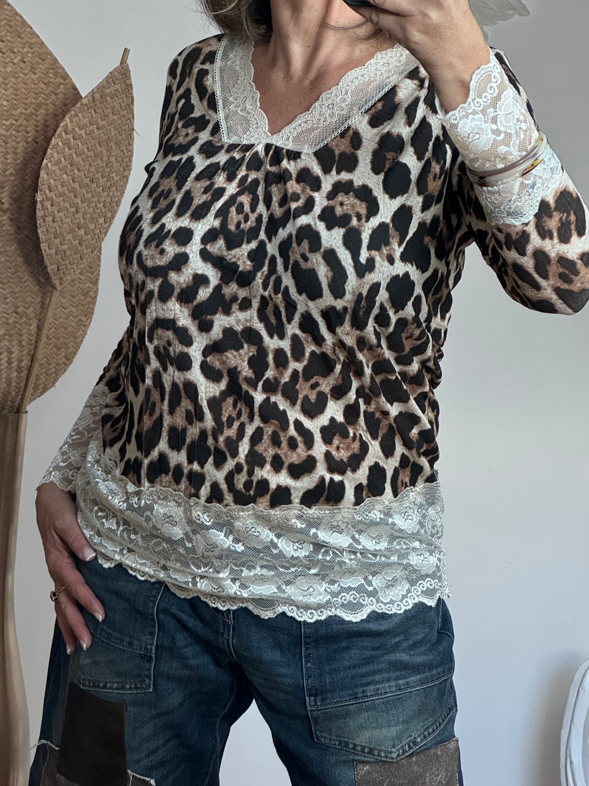 Top dentelle leo crème