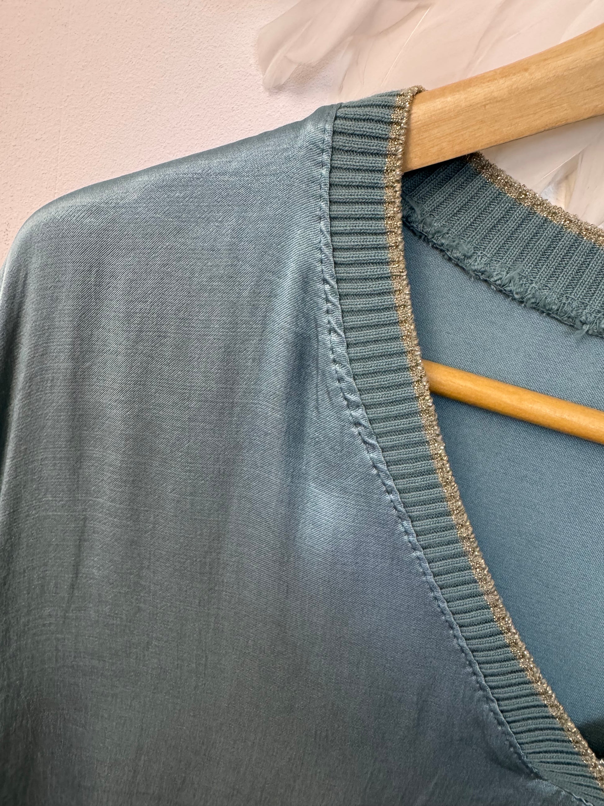 Teeshirt satiné bleu canard