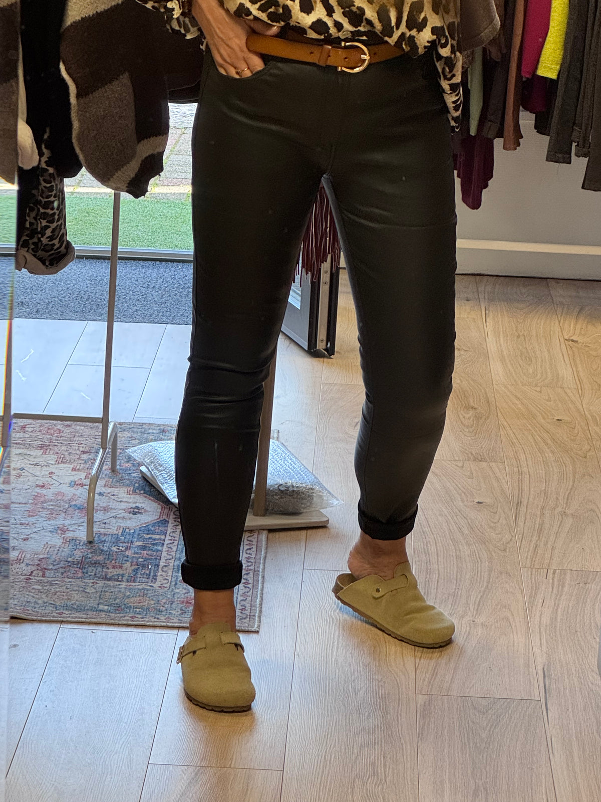 Pantalon jean skinny enduit noir du 38 au 50