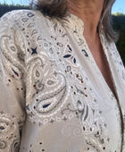 Robe longue bandana et broderie beige