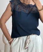 Top dentelle marine